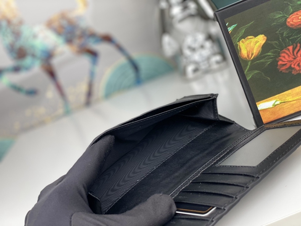 グッチ財布コピー全体デザイン